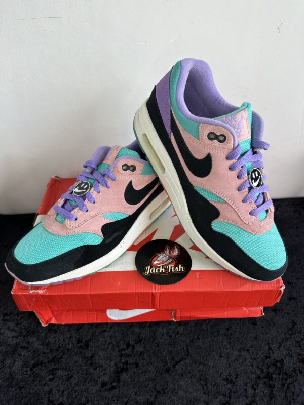 Nike air Max 1 Have a nike day - size 42,5 - Afbeelding 1