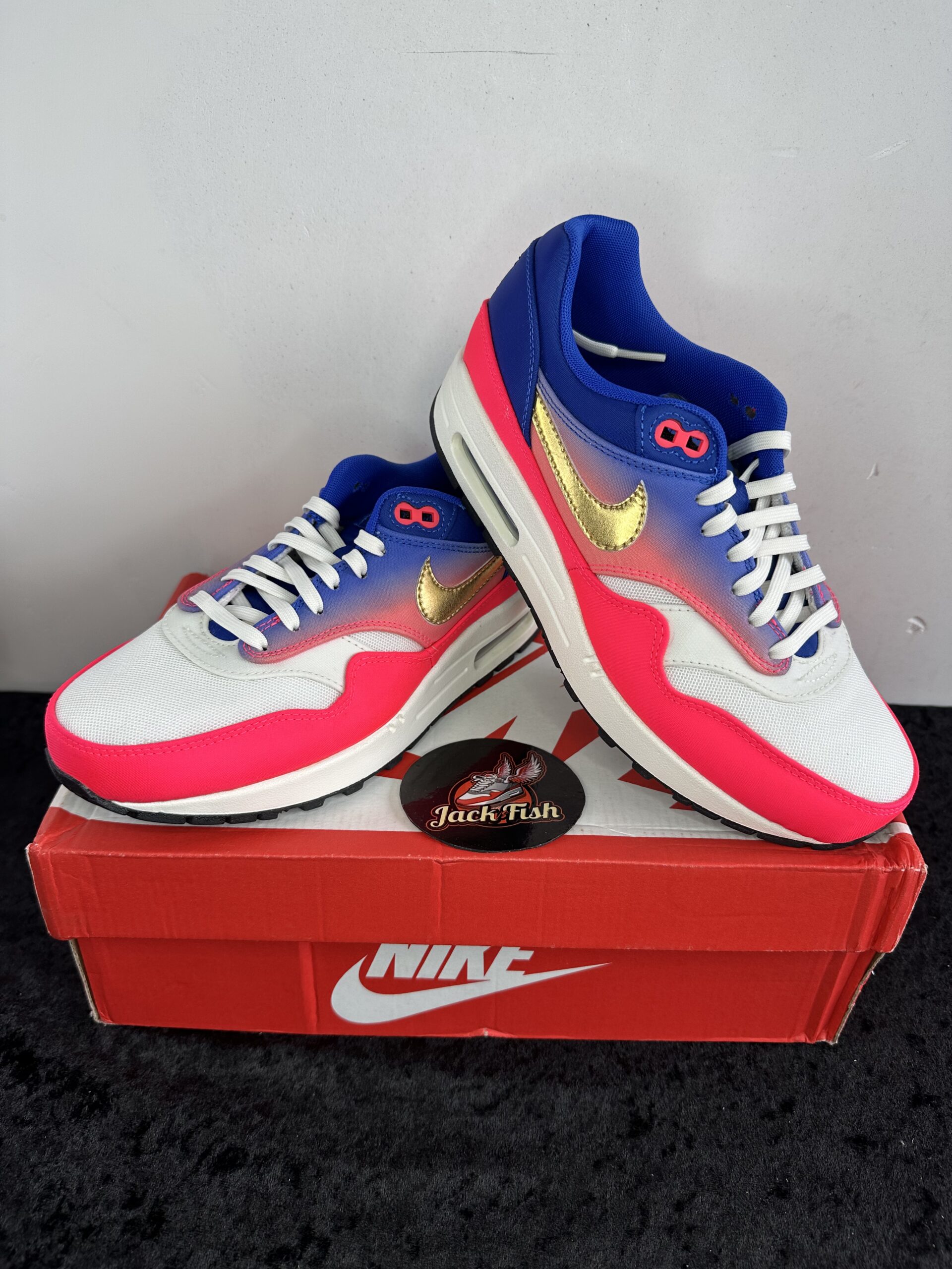 IMG_0548 Nike air Max 1 Magista Pack Hyper Punch (GS) - Afbeelding 1