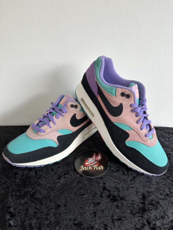 Nike air Max 1 Have a nike day - size 41 - Afbeelding 1