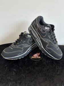 Nike air Max Sketch to Shelf Black