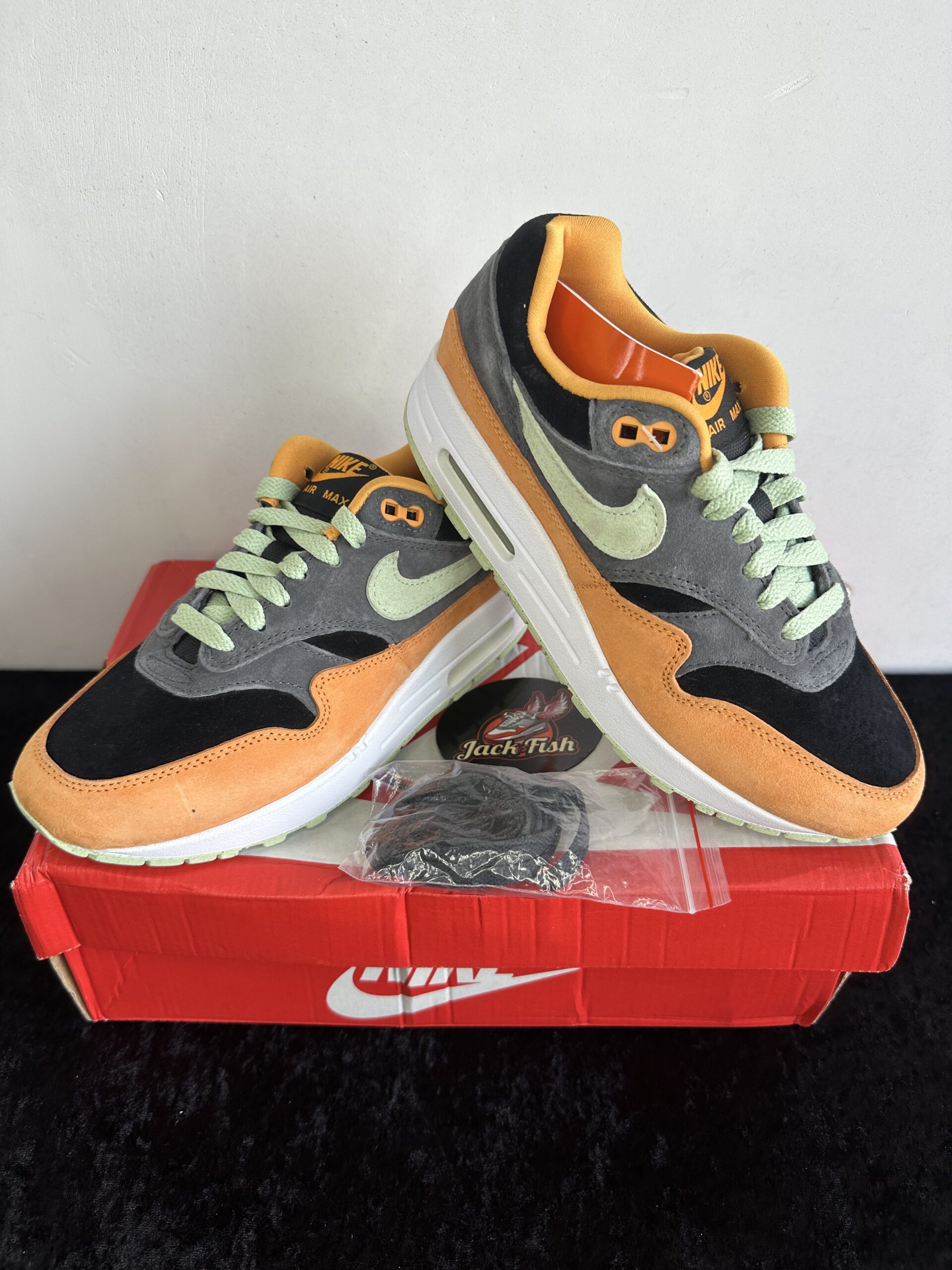 IMG_2174 Nike air Max 1 Duck Honey Dew - Afbeelding 1