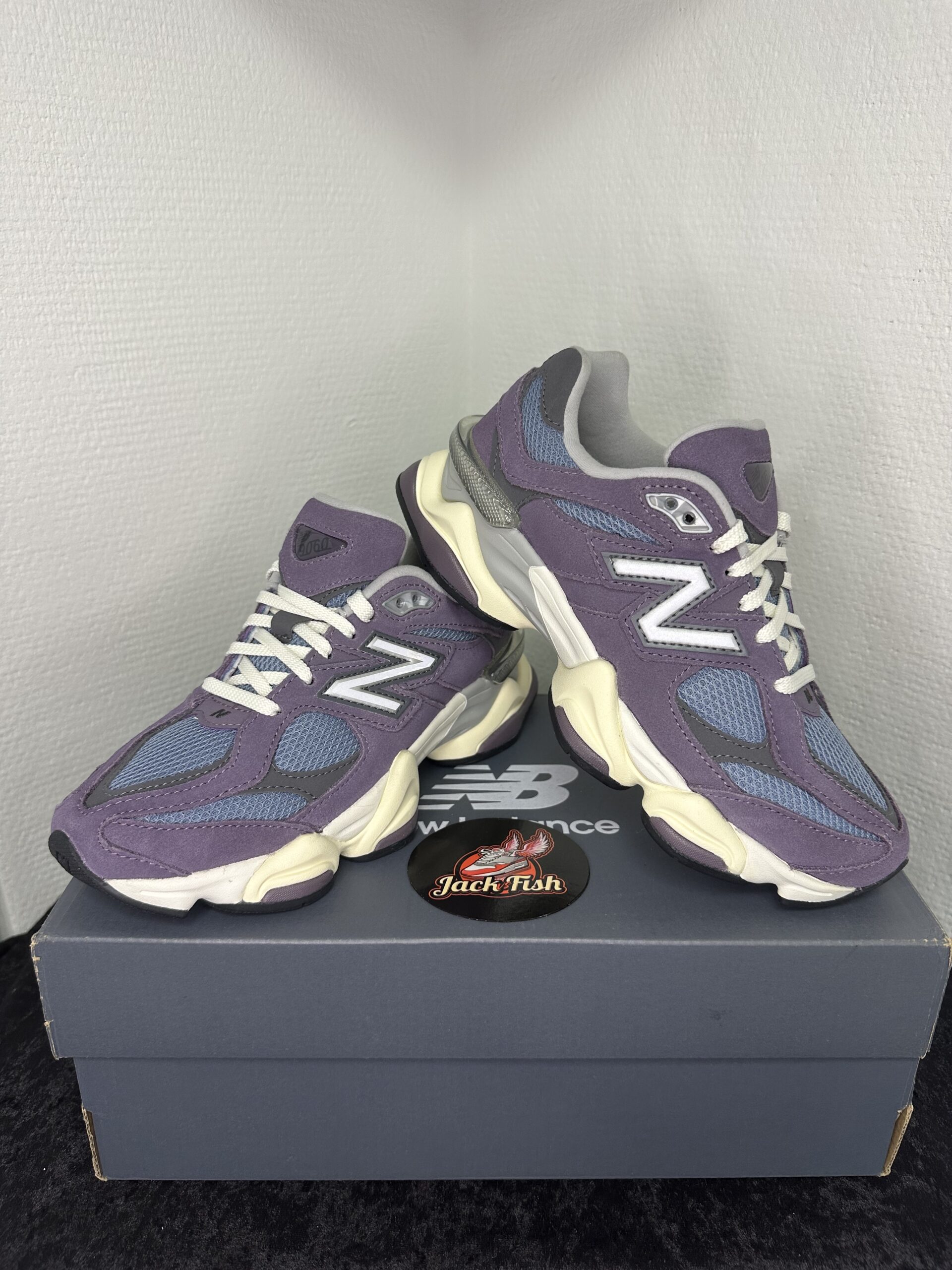 IMG_3415 New balance 9060 - Shadow Purple - Afbeelding 1