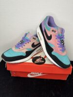 Nike air Max 1 Have a nike day