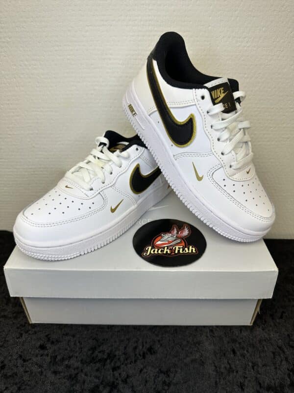 Nike Air Force 1 LV8 Metallic Swoosh Pack White DM3386-100