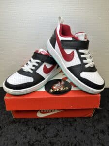 Court Borough Low 'Black Red Mint'