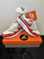 Nike air Max 1 Anniversary red