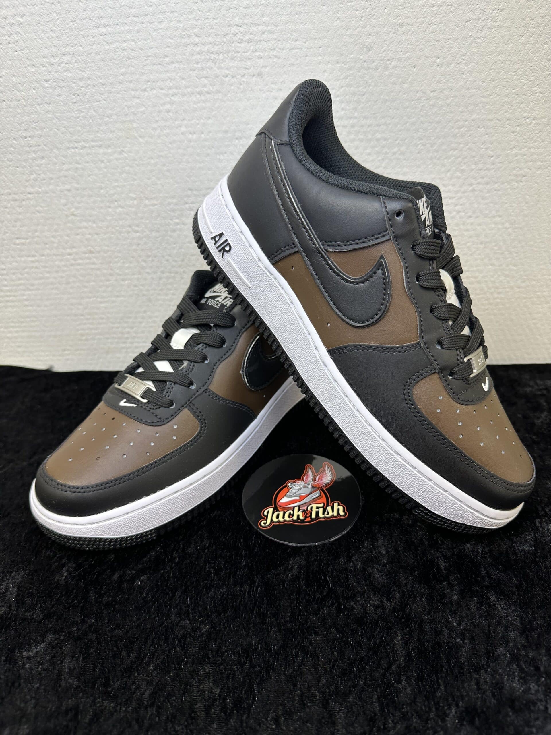 Air Force 1 Low - White Swoosh Panda - size 38,5 Air Force 1 Low - White Swoosh Panda - size 38,5